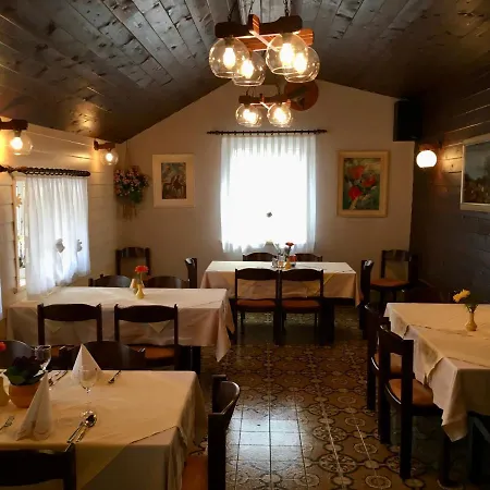 Atelsek Gostinjska kuća